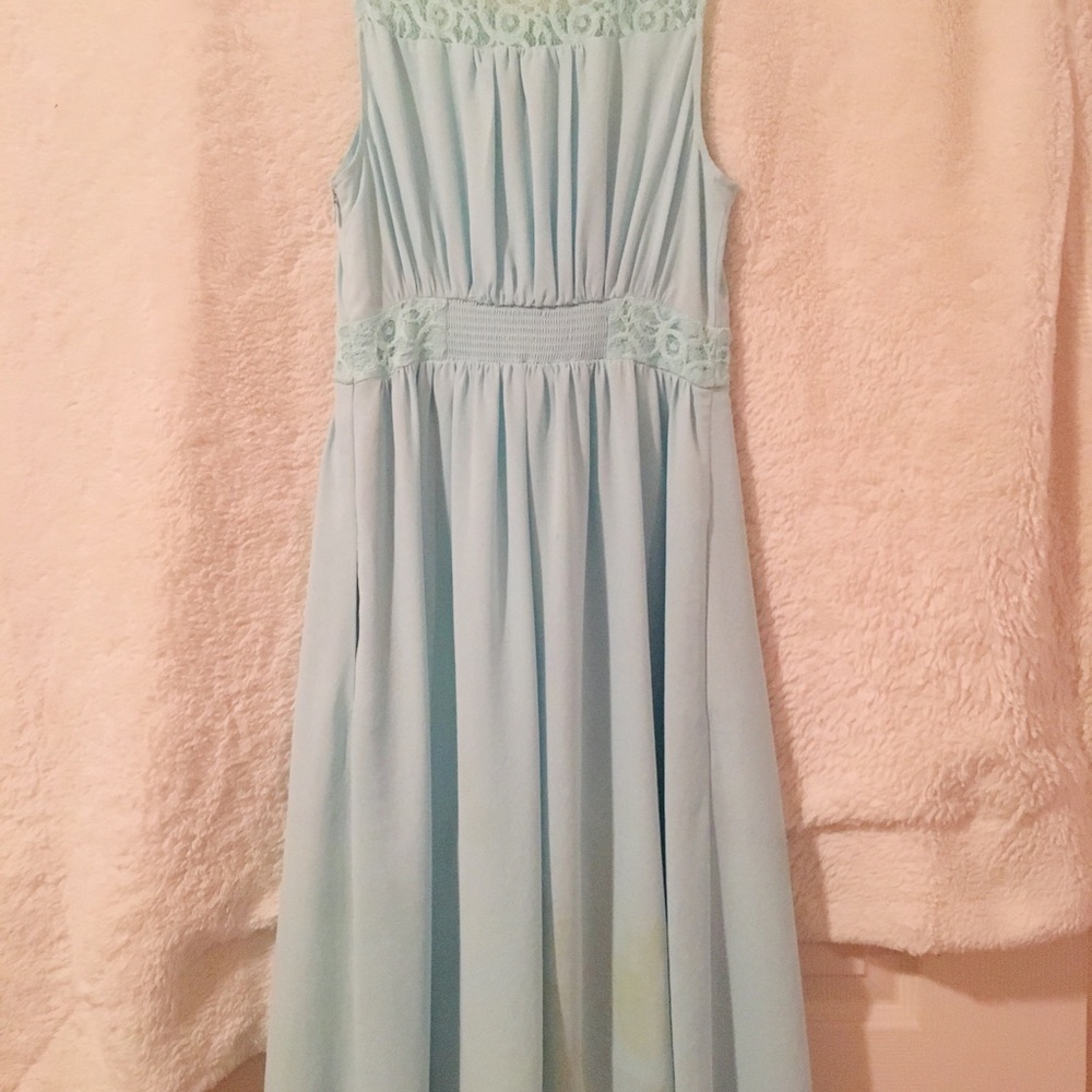 Dress - Picture 2 of 2